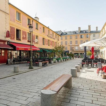 Charming Apartment In The Heart Of Versailles Exterior foto